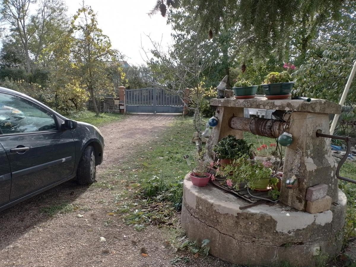 Chambre A La Campagne Saint-Aubin-en-Charollais 外观 照片